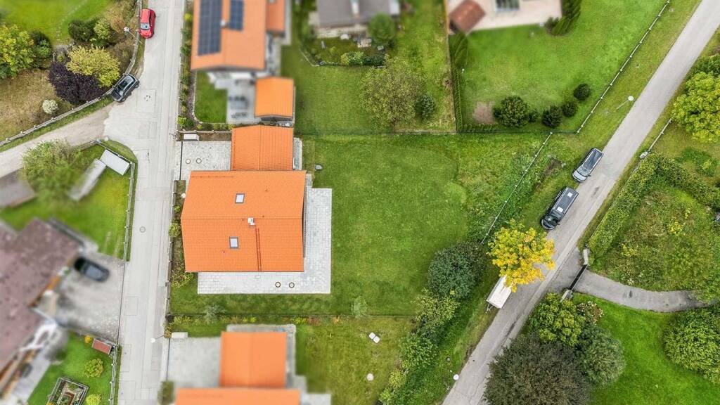 Einfamilienhaus zum Kauf 8 Zimmer 409,6 m² 2.132,2 m² Grundstück Neuhaus Schliersee 83727