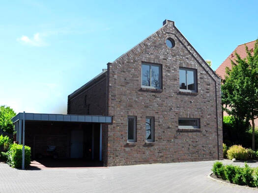 Einfamilienhaus zum Kauf 390.900 € 5 Zimmer 130 m² 564,5 m² Grundstück Norderschweiburg Jade 26349