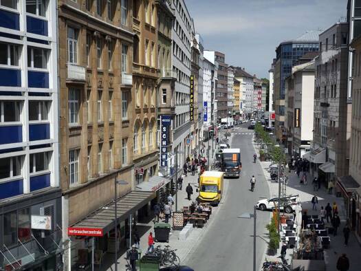 Mehrfamilienhaus zum Kauf 6.590.000 € 40 Zimmer 1.209 m² 426 m² Grundstück Innenstadt Frankfurt am Main 60313