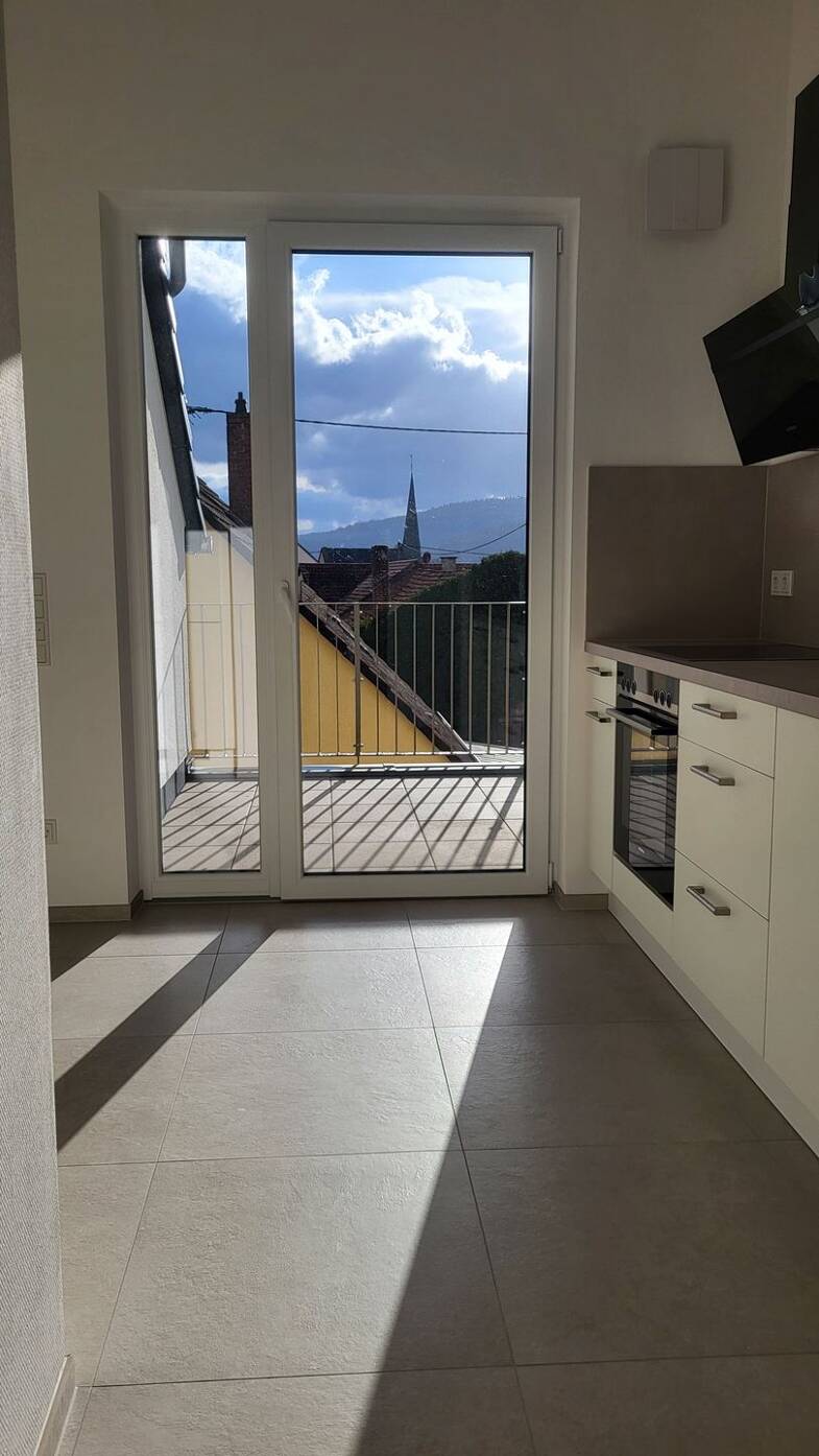 Wohnung zur Miete 860 € 2 Zimmer 66,7 m² Dachgeschoss, 2. Geschoss frei ab sofort Am Kurdelshof 1 Wolsfeld 54636