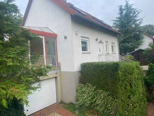 Einfamilienhaus zur Miete 2.700 € 4 Zimmer 160 m² Johannisthal Berlin 12487