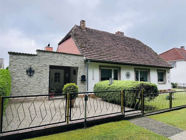 Einfamilienhaus zum Kauf 85.000 € 5 Zimmer 97 m² 1.908 m² Grundstück Helm Wittenburg 19243