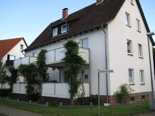 Wohnung zur Miete 350 € 2 Zimmer 45,3 m² 1. Geschoss frei ab 01.06.2026 Schlesierstr. 6 Boffzen 37691