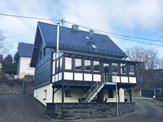 Einfamilienhaus zur Miete 900 € 4 Zimmer 130 m² frei ab 01.06.2026 Ehrenhausen Windeck 51570