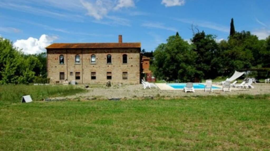 Einfamilienhaus zum Kauf 1.350.000 € 10 Zimmer 1.000 m² 10.000 m² Grundstück Ambra 52021