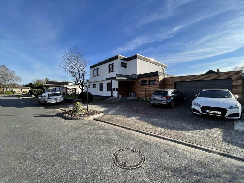 Mehrfamilienhaus zum Kauf provisionsfrei 590.000 € 10 Zimmer 250 m² 997 m² Grundstück Hans-wieck-str. 3 Rotenburg Rotenburg 27356