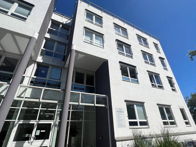 Bürogebäude zur Miete 2.063,8 m² Bürofläche teilbar ab 329,2 m² Bult Hannover 30173