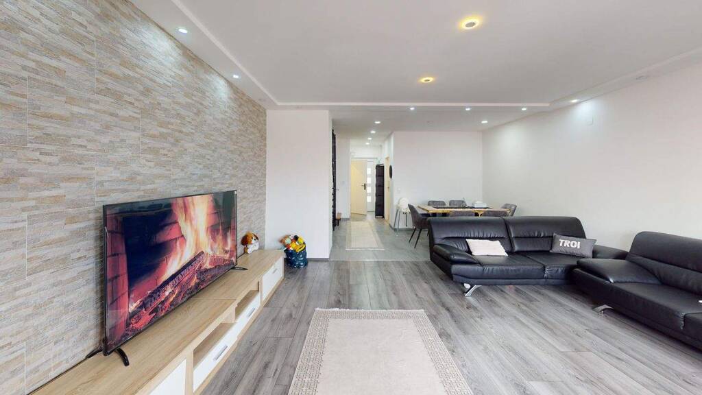 Wohnung zum Kauf 235.000 € 3 Zimmer 95 m² Steinsfurt Sinsheim 74889