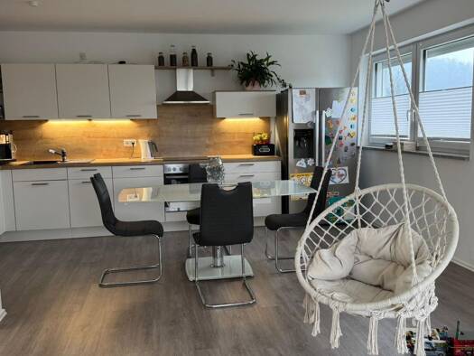 Terrassenwohnung zur Miete 1.050 € 4 Zimmer 100 m² Geschoss 1/3 frei ab sofort Ottheinrichstraße Regenstauf 93128