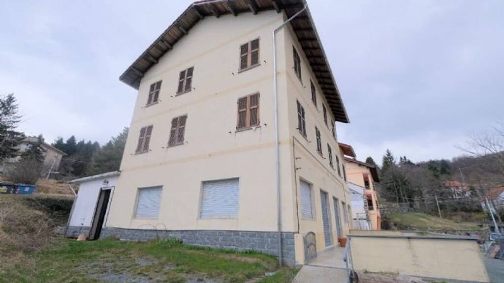 Hotel zum Kauf 90.000 € 20 Zimmer 550 m² Gastrofläche 800 m² Grundstück Urbe Savona 17048