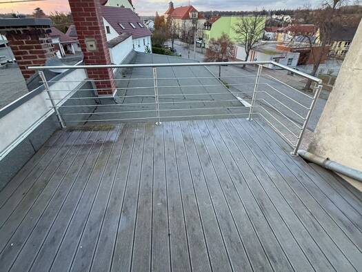 Wohnung zur Miete 375 € 3 Zimmer 87,5 m² 2. Geschoss Hermannstraße 2 Meerane 08393