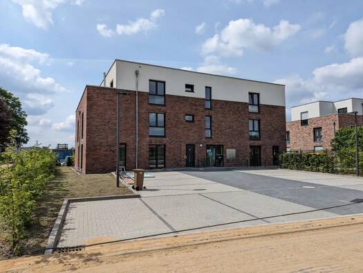 Wohnung zur Miete 835 € 2 Zimmer 63 m² Geschoss 1/2 frei ab 01.11.2026 Ladestraße 7 Hasloh 25474