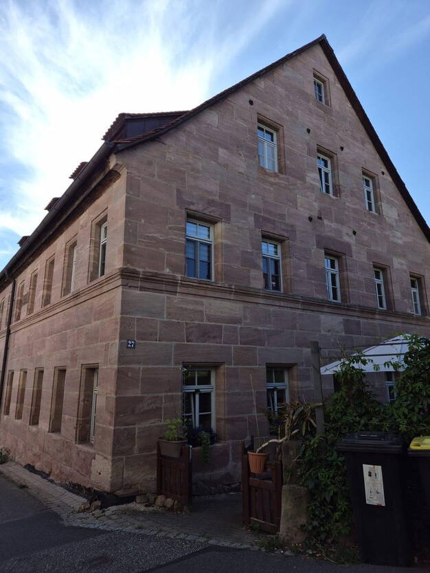 Wohnung zur Miete 650 € 2,5 Zimmer 65 m² Dachgeschoss, 2. Geschoss frei ab 01.08.2025 Katzwang / Reichelsdorf Ost / Reichelsdorfer Kelle Nürnberg 90455