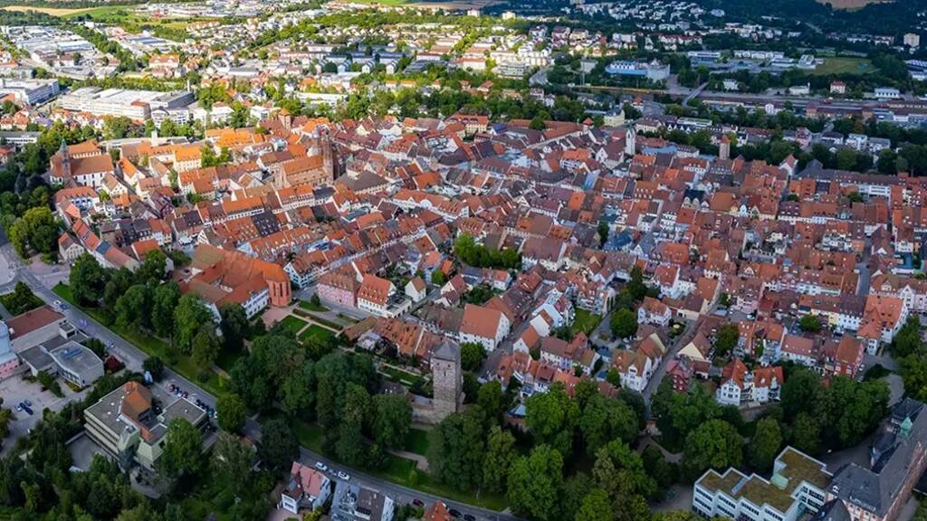 Mehrfamilienhaus zum Kauf als Kapitalanlage geeignet 3.700 m² Grundstück Schwenningen Villingen-Schwenningen 78054