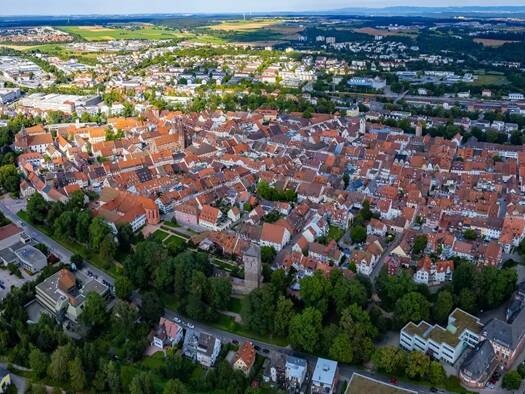 Mehrfamilienhaus zum Kauf als Kapitalanlage geeignet 3.700 m² Grundstück Schwenningen Villingen-Schwenningen 78054
