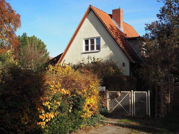 Einfamilienhaus zum Kauf provisionsfrei 620.000 € 6 Zimmer 105 m² 557 m² Grundstück Kleinmachnow 14532