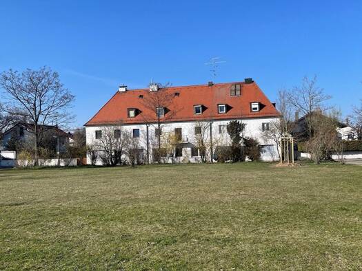 Mehrfamilienhaus zum Kauf als Kapitalanlage geeignet 448.000 € 6 Zimmer 274 m² 230 m² Grundstück Milbertshofen-Am Hart München 80939