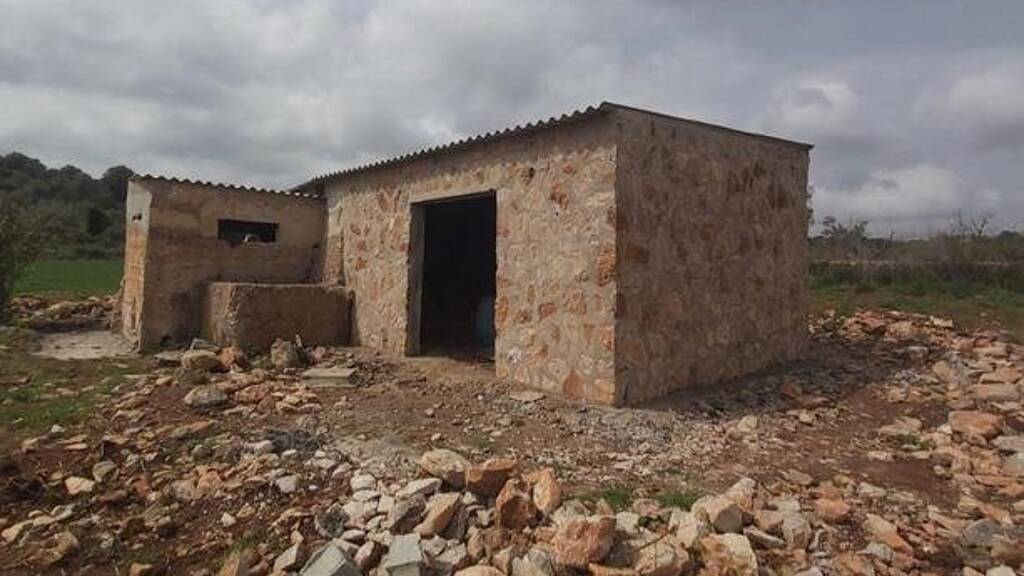 Haus zum Kauf 250.000 € 3 Zimmer 75 m² 12.400 m² Grundstück Son Servera