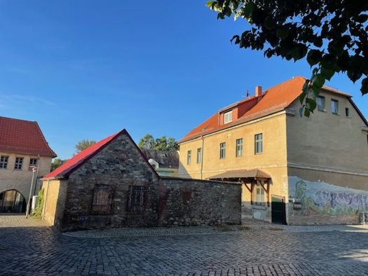 Haus zum Kauf 350.000 € 314 m² 1.947 m² Grundstück Aschersleben 06449