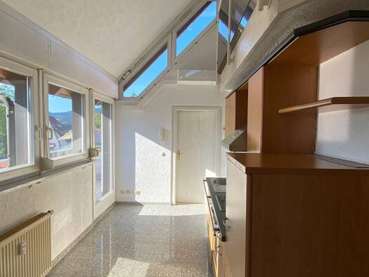 Wohnung zur Miete 855 € 2 Zimmer 58,3 m² Geschoss 3/4 frei ab sofort Kirchzarten Kirchzarten 79199