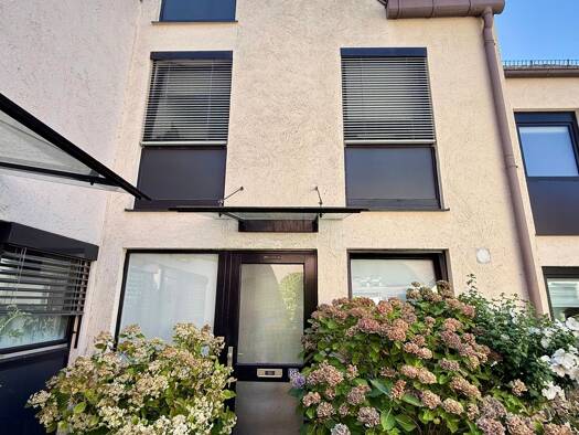 Haus zum Kauf 579.000 € 6 Zimmer 150,1 m² 109,3 m² Grundstück Friedrichsdorf Friedrichsdorf 61381