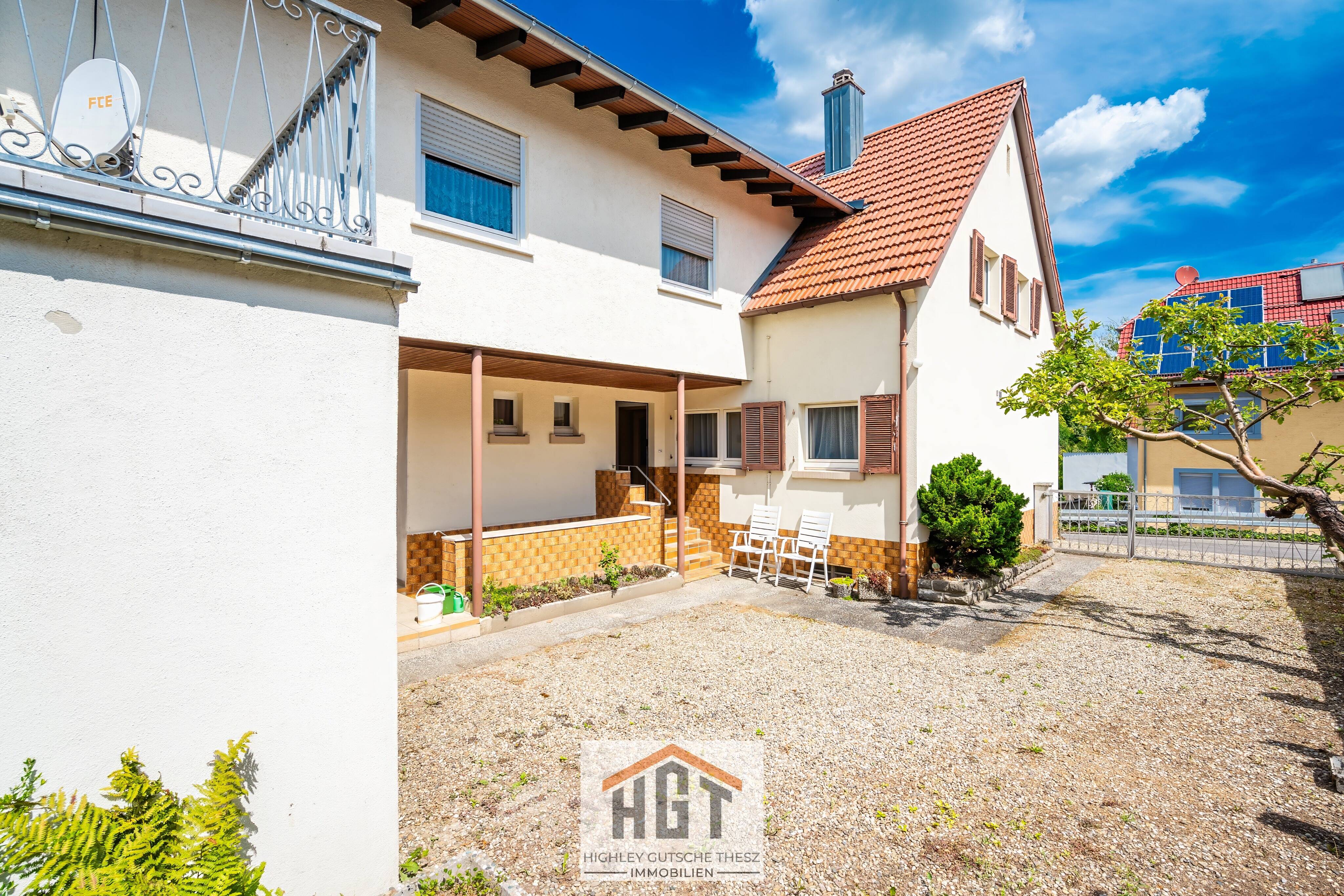 Doppelhaushälfte zum Kauf 350.000 € 6 Zimmer 145 m²<br/>Wohnfläche 348 m²<br/>Grundstück ab sofort<br/>Verfügbarkeit Obergrombach Bruchsal 76646