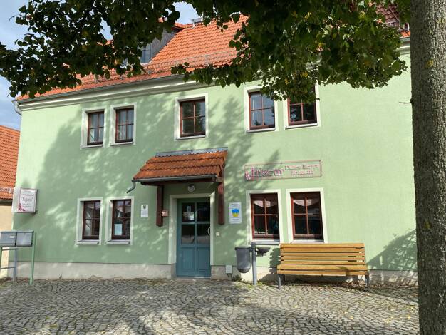 Büro-/Praxisfläche zur Miete provisionsfrei 105 € 1 Zimmer 18,8 m² Bürofläche Dorfplatz 29 Radibor Radibor 02627