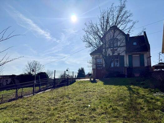 Haus zum Kauf 300.000 € 8 Zimmer 259,4 m² 957 m² Grundstück Mölsheim 67591