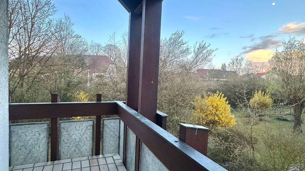 Wohnung zur Miete 695 € 2 Zimmer 61 m² Geschoss 1/2 frei ab sofort Sennfeld 97526