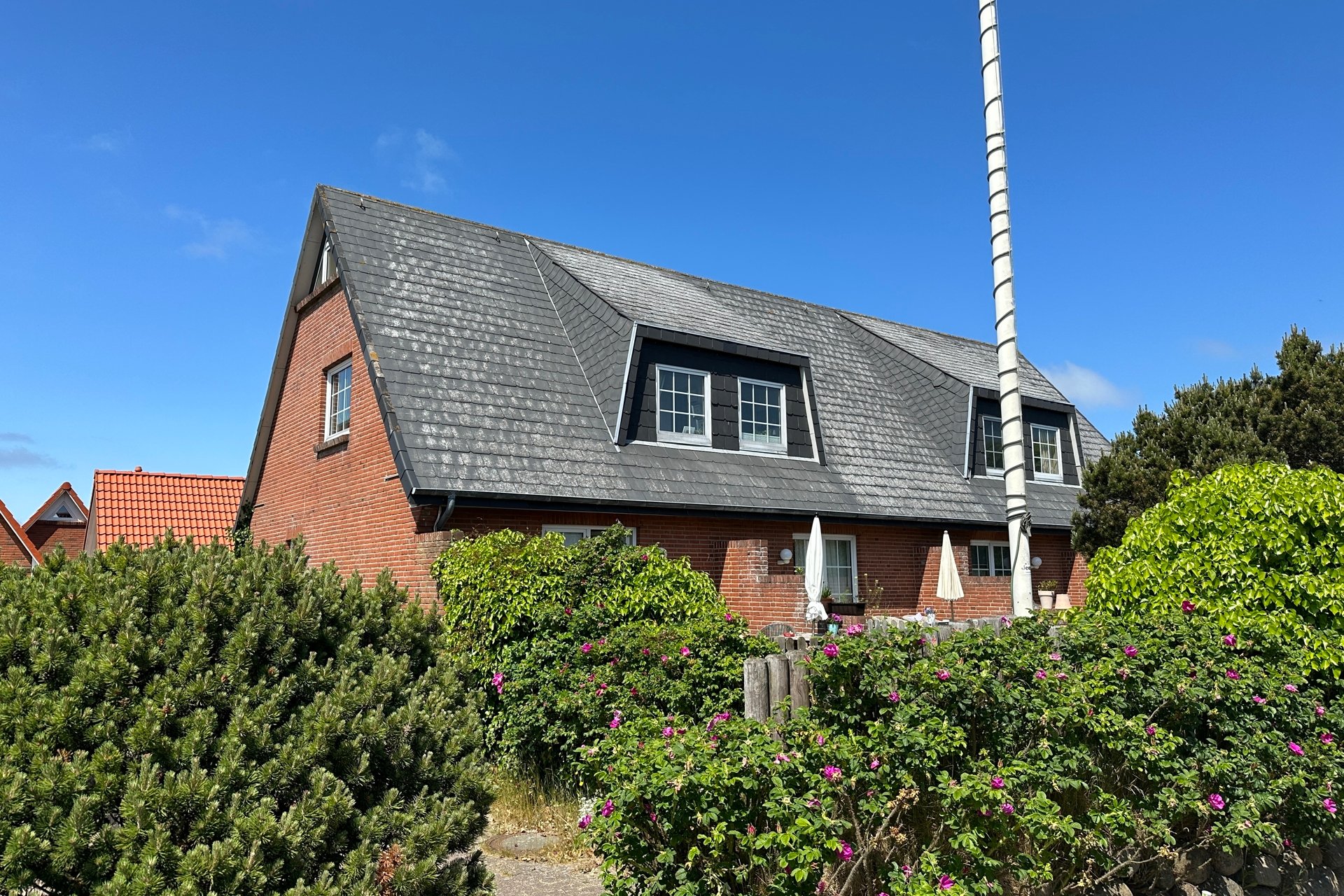 Mehrfamilienhaus zum Kauf 2.490.000 € 8 Zimmer 258 m²<br/>Wohnfläche 977 m²<br/>Grundstück List auf Sylt 25992