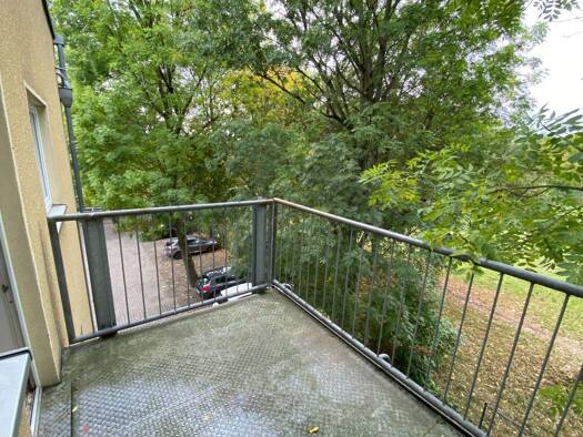 Wohnung zur Miete 300 € 2 Zimmer 57 m² 4. Geschoss frei ab sofort Talstraße 29 Eckersbach Zwickau 08066