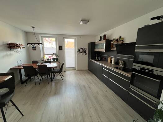 Wohnung zur Miete 1.030 € 2,5 Zimmer 74 m² Geschoss 4/5 frei ab 06.04.2026 Gibitzenhof Nürnberg 90459