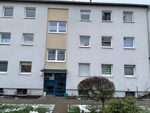 Wohnung zur Miete nur mit Wohnberechtigungsschein 294 € 2 Zimmer 59,6 m² 2. Geschoss frei ab sofort Stettiner Straße 30 Kirchhain 35274