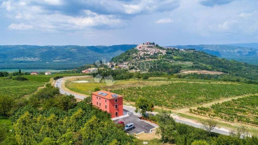 Haus zum Kauf 1.290.000 € 15 Zimmer 390 m² Motovun