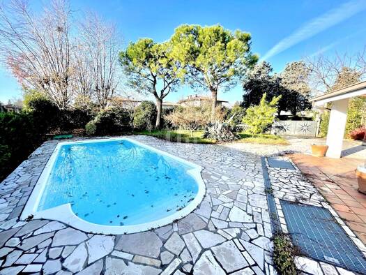 Villa zum Kauf 840.000 € 5 Zimmer 140 m² 1.112,3 m² Grundstück Via Gaetano Donizetti 6 Sirmione 25019