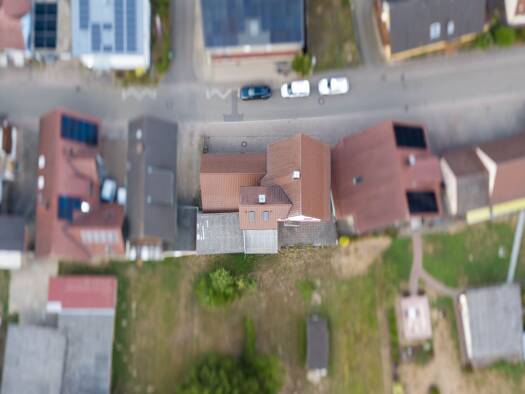 Einfamilienhaus zum Kauf 399.000 € 7 Zimmer 218,5 m² 348 m² Grundstück frei ab sofort Windschläg Offenburg 77652