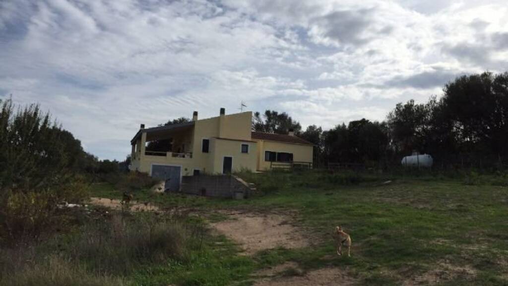 Haus zum Kauf 690.000 € 300 m² 330.000 m² Grundstück Arzachena (OT) 07021