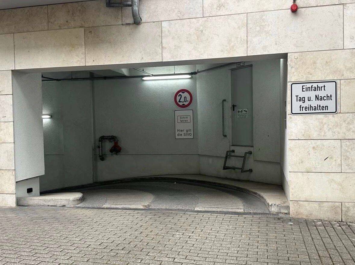 Tiefgarage zur Miete - Ansicht 2