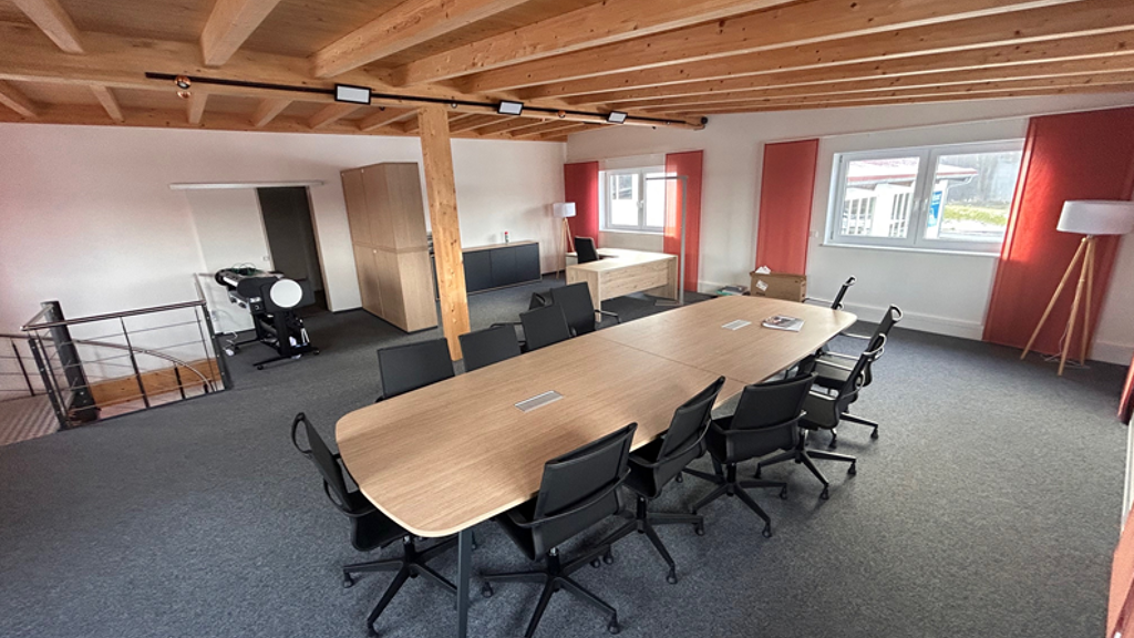 Bürofläche zur Miete provisionsfrei 7 € 277 m² Bürofläche Gewerbering 14 Falkenberg 84326