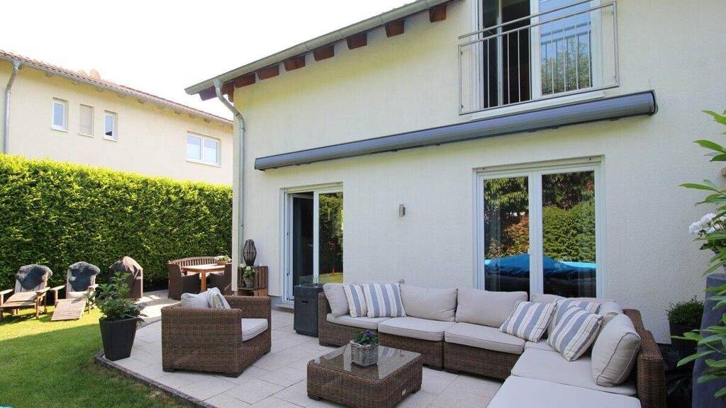 Doppelhaushälfte zum Kauf 679.000 € 6 Zimmer 115 m² 372 m² Grundstück Vockenhausen Eppstein-Vockenhausen 65817