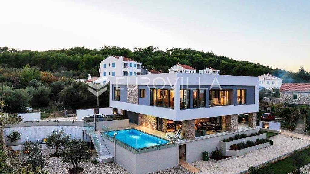 Haus zum Kauf 1.720.000 € 3 Zimmer 399 m² Lukoran Sutomiscica, Lukoran, Poljana