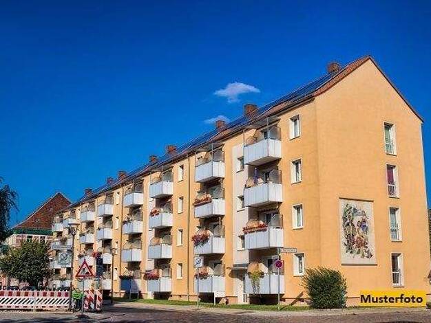Mehrfamilienhaus zum Kauf 23.000 € 1 Zimmer 1 m² 2.007 m² Grundstück Kostebrau Lauchhammer 01979