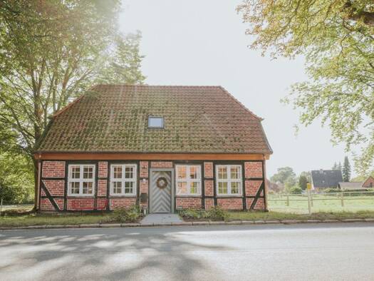 Einfamilienhaus zur Miete 1.400 € 5 Zimmer 116 m² 500 m² Grundstück Hauptstraße 40 Seedorf Seedorf 23883