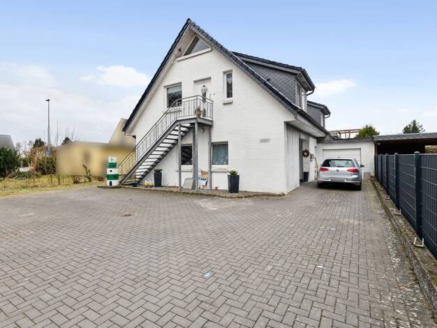 Mehrfamilienhaus zum Kauf 449.000 € 7 Zimmer 223,6 m² 600 m² Grundstück Einfeld Neumünster 24536