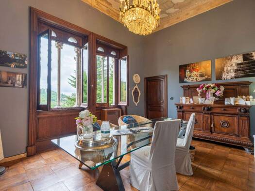 Mehrfamilienhaus zum Kauf 2.600.000 € 20 Zimmer 1.622 m² 12.180 m² Grundstück frei ab sofort Genova 16029