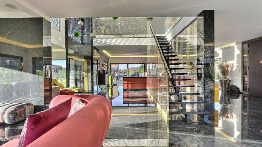 Villa zum Kauf 3.380.000 € 6 Zimmer 467 m² 1.876 m² Grundstück frei ab sofort Nord Mulhouse 68200