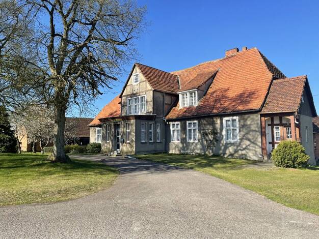 Einfamilienhaus zum Kauf 399.000 € 9 Zimmer 340 m² 14.497 m² Grundstück Tressentin Marlow 18337