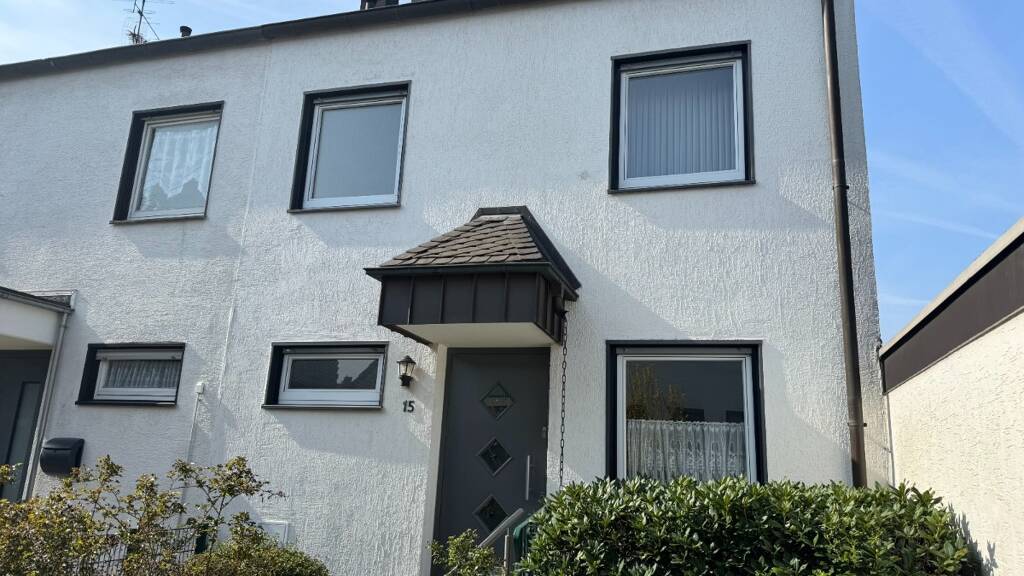 Doppelhaushälfte zum Kauf 345.000 € 4 Zimmer 109 m² 207 m² Grundstück Wickede Dortmund 44319