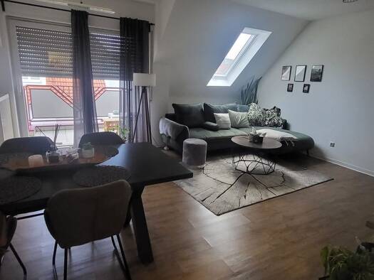 WG-Zimmer zur Miete 660 € 2 Zimmer 60 m² Geschoss 2/3 frei ab 01.05.2026 Elsenfeld 63820