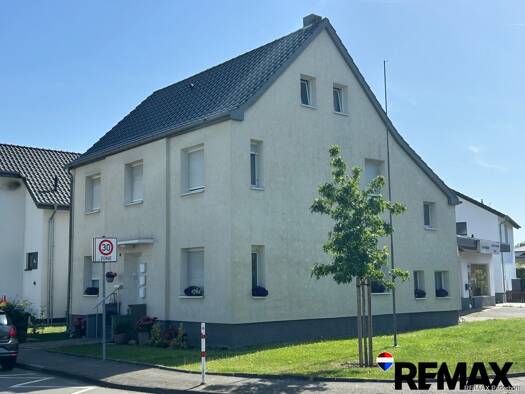 Mehrfamilienhaus zum Kauf 350.000 € 7 Zimmer 183,6 m² 320 m² Grundstück Elsen Paderborn 33106